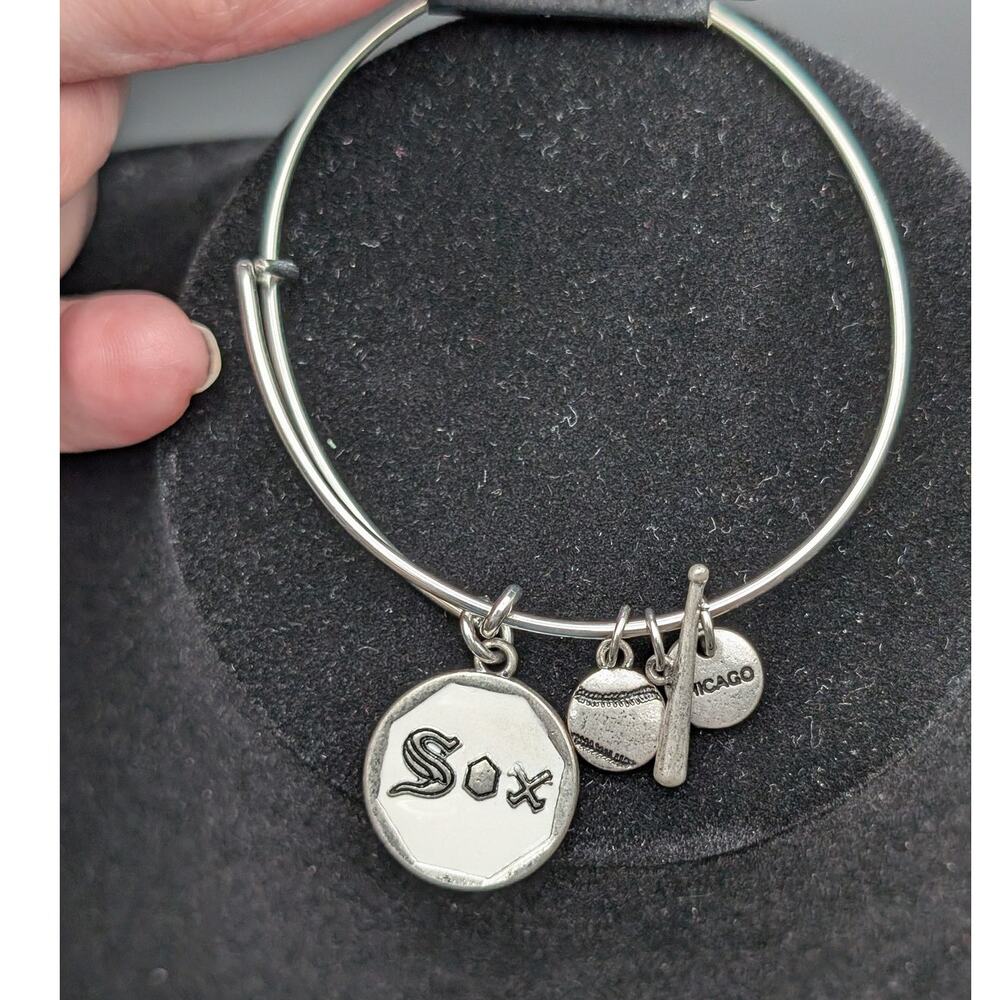 Maren Elena Chicago White Sox Bracelet Adjustable Silver Tone MLB Baseball Fan